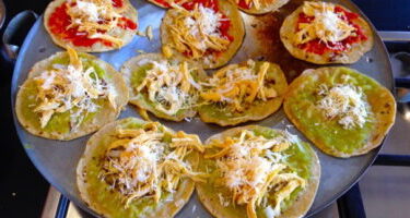 chalupitas con pollo